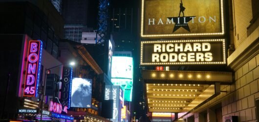Cómo Ver un Show de Broadway en NYC Sin Gastar de Más